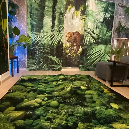 Welcome To The Jungle Warsaw