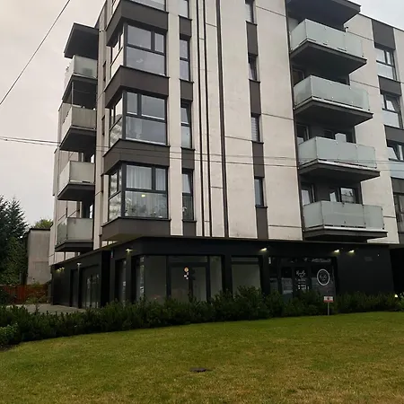 Welcome To The Jungle Apartment Warschau